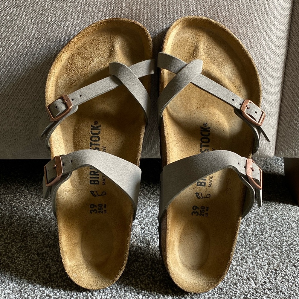 Birkenstock Mayari size 8
